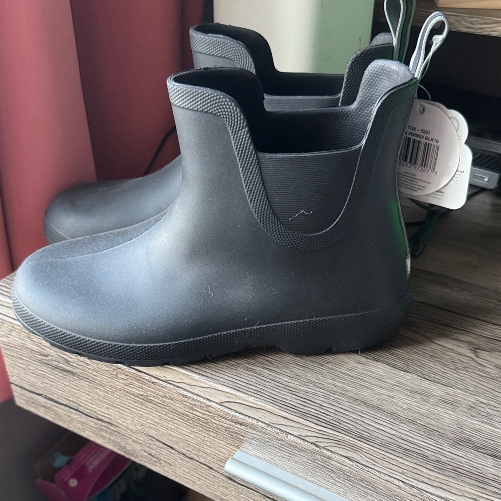 Totes Black Lightweight Boots - Picture 4 of 6
